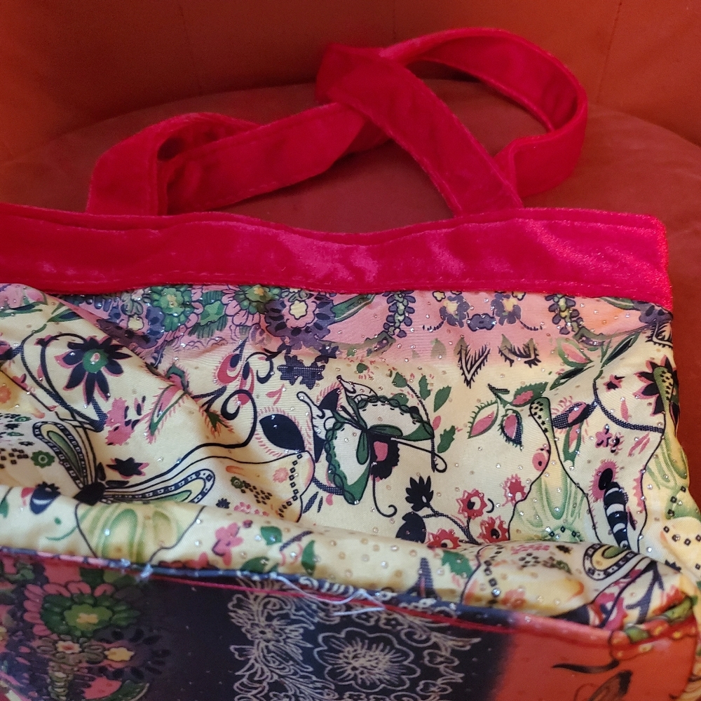 Small pouch - Picture 2 of 3